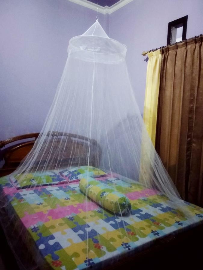 Kurnia Homestay Ternate Exterior foto